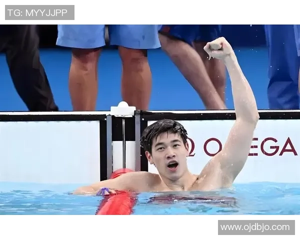 找回腹肌的潘展乐从50米游到400米!浙江游泳队抵达深圳,全运会路程来了